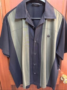 Men's Black and Olive Short-Sleeve Button-Down Shirt with Crown Detail